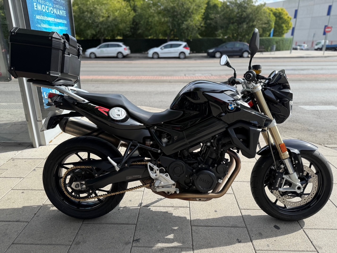 BMW F 800 R A2 AÑO 2017 CON 34.834 KM.