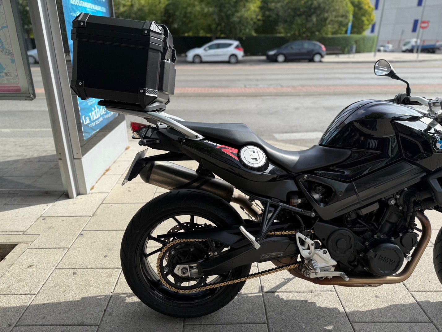 BMW F 800 R A2 AÑO 2017 CON 34.834 KM.