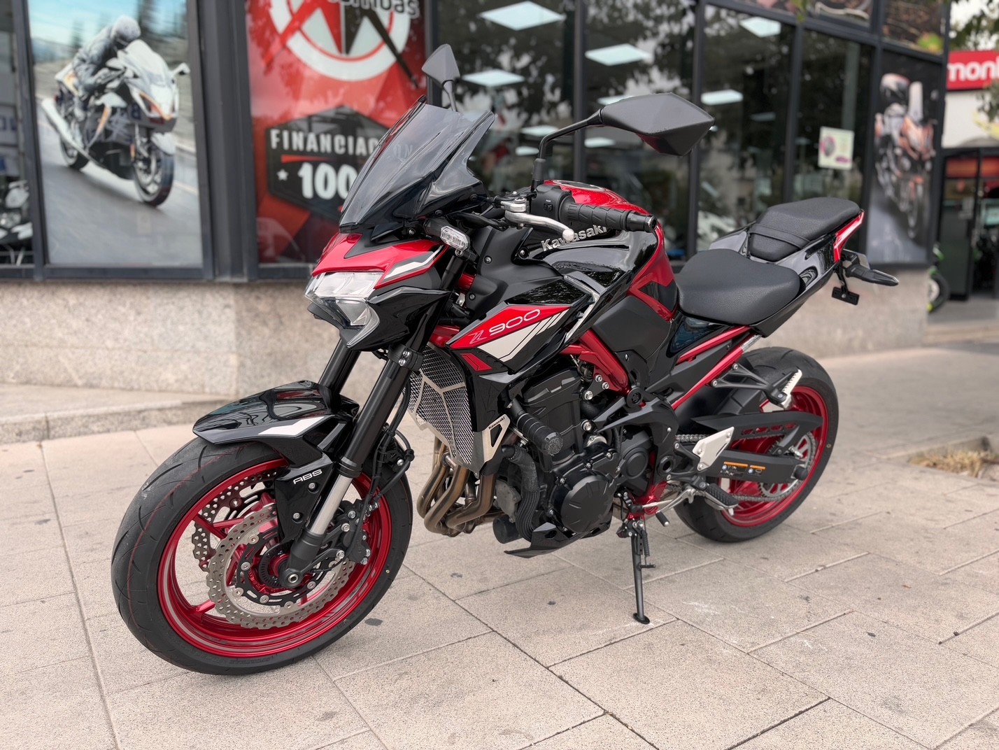 KAWASAKI Z 900 FULL AÑO 2024 CON...