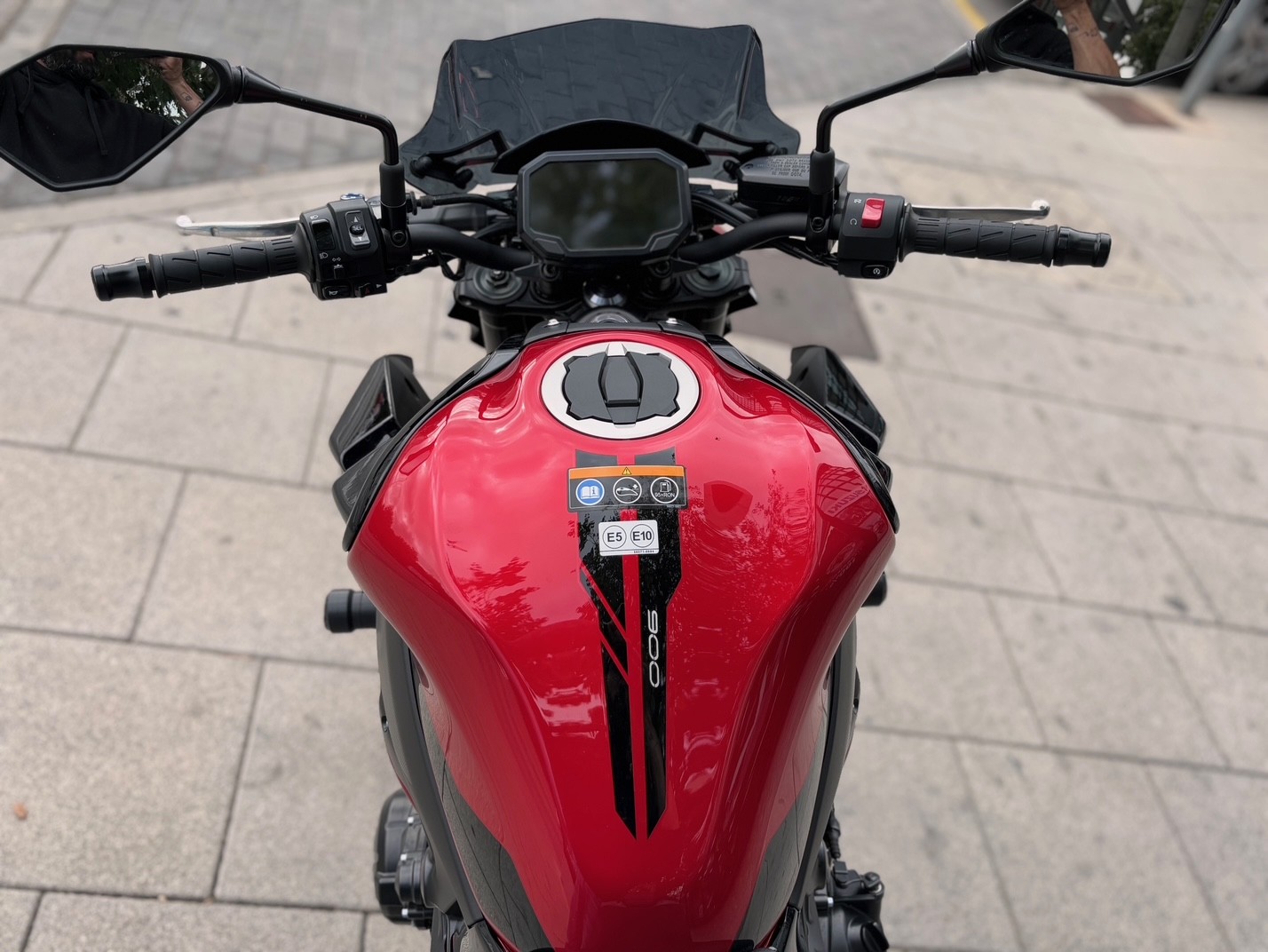 KAWASAKI Z 900 FULL AÑO 2024 CON...