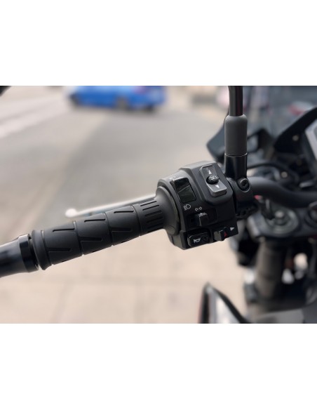 KAWASAKI Z 900 FULL AÑO 2024 CON 5.634 KM.