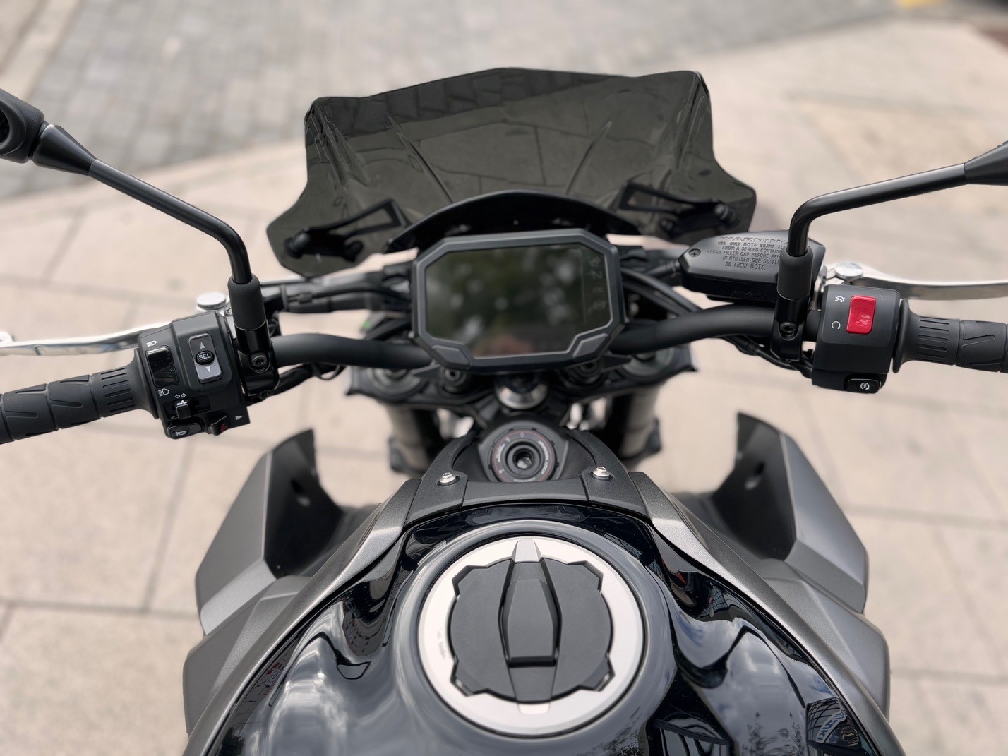 KAWASAKI Z 900 A2 AÑO 2023 CON 4.039 KM.