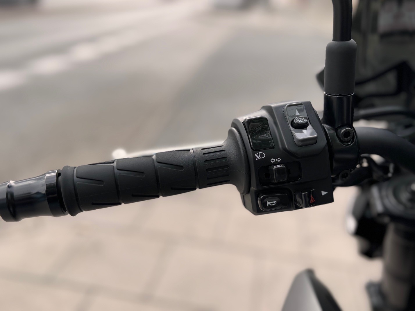 KAWASAKI Z 900 A2 AÑO 2023 CON 4.039 KM.