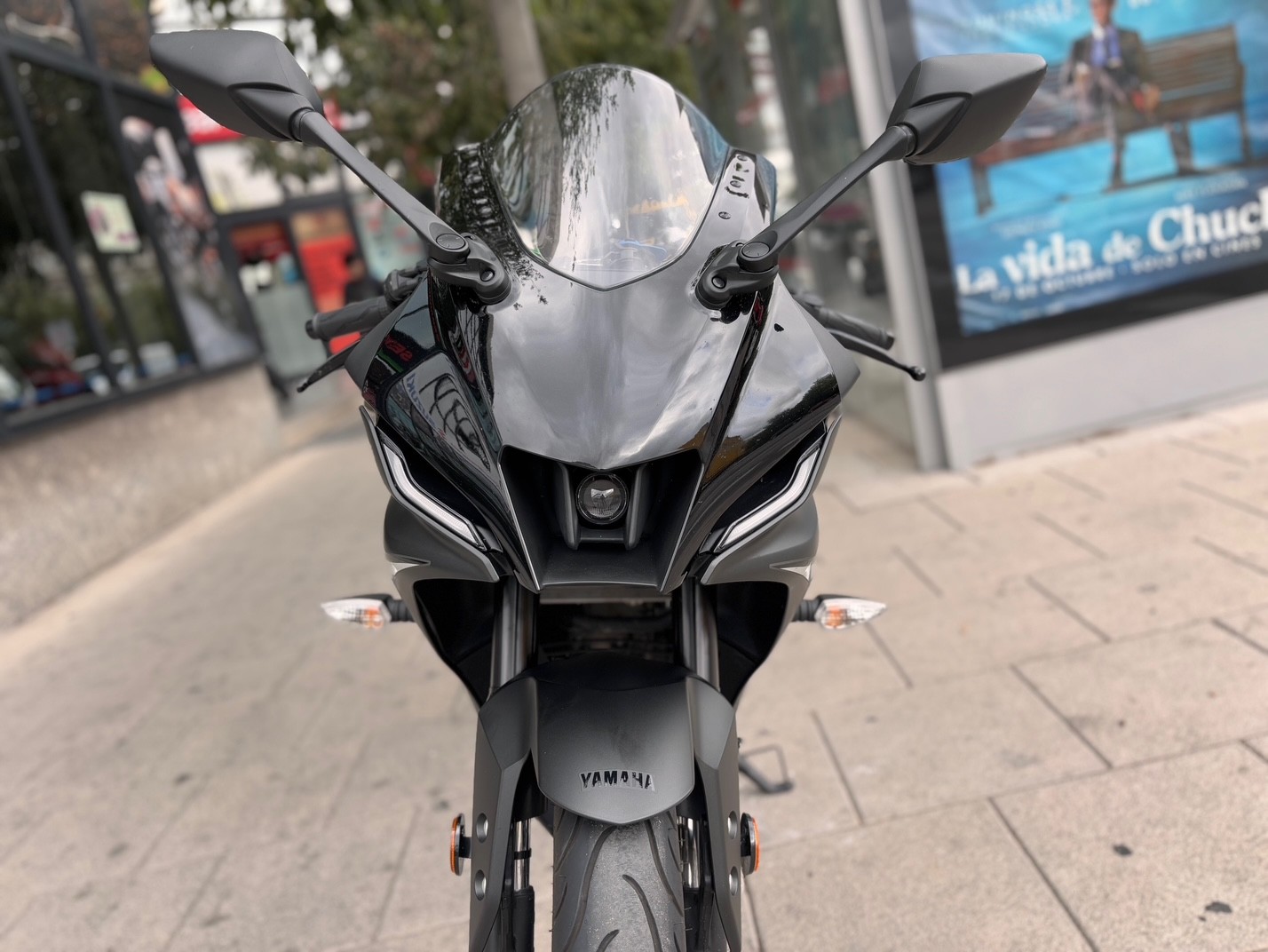 YAMAHA YZF 125 AÑO 2024 CON 5.627 KM.