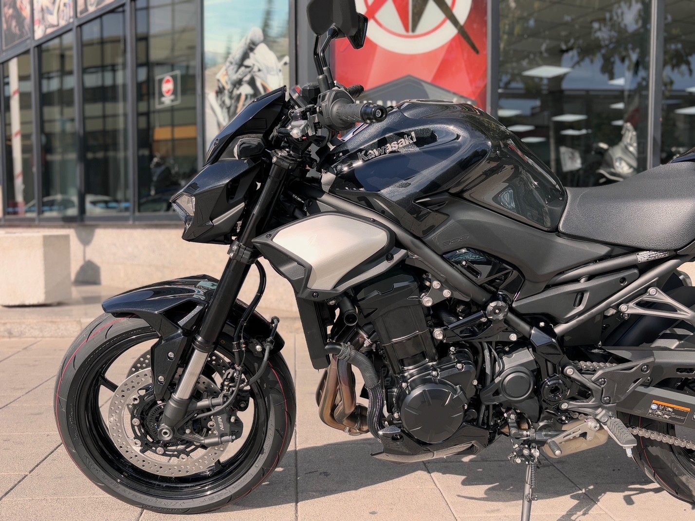 KAWASAKI Z 900 A2 AÑO 2025 CON 0 KM.