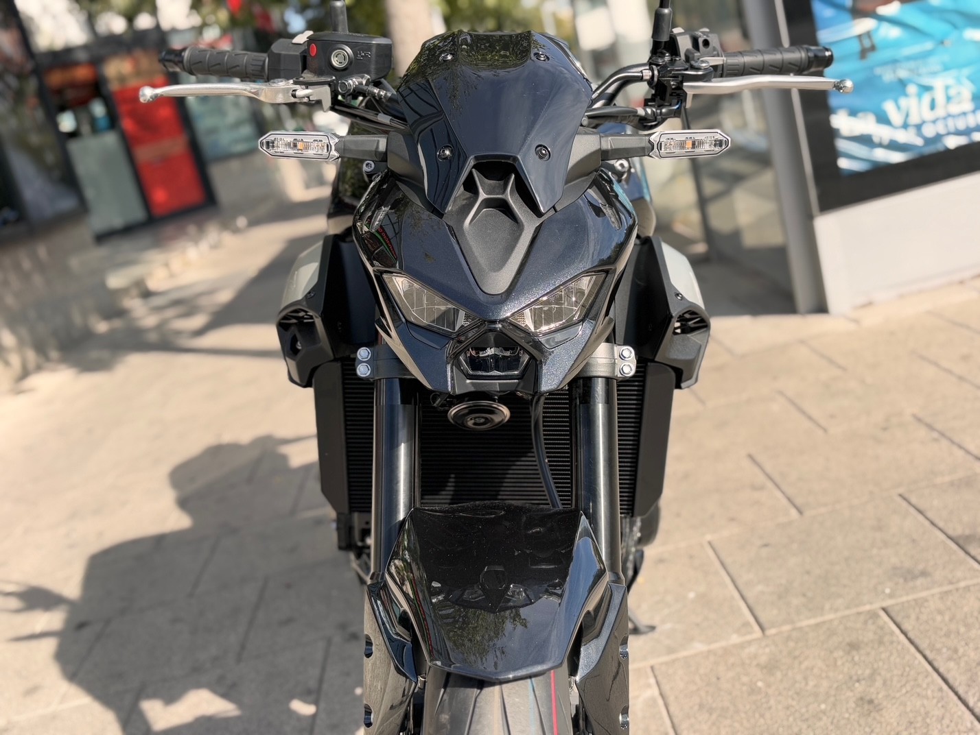 KAWASAKI Z 900 A2 AÑO 2025 CON 0 KM.