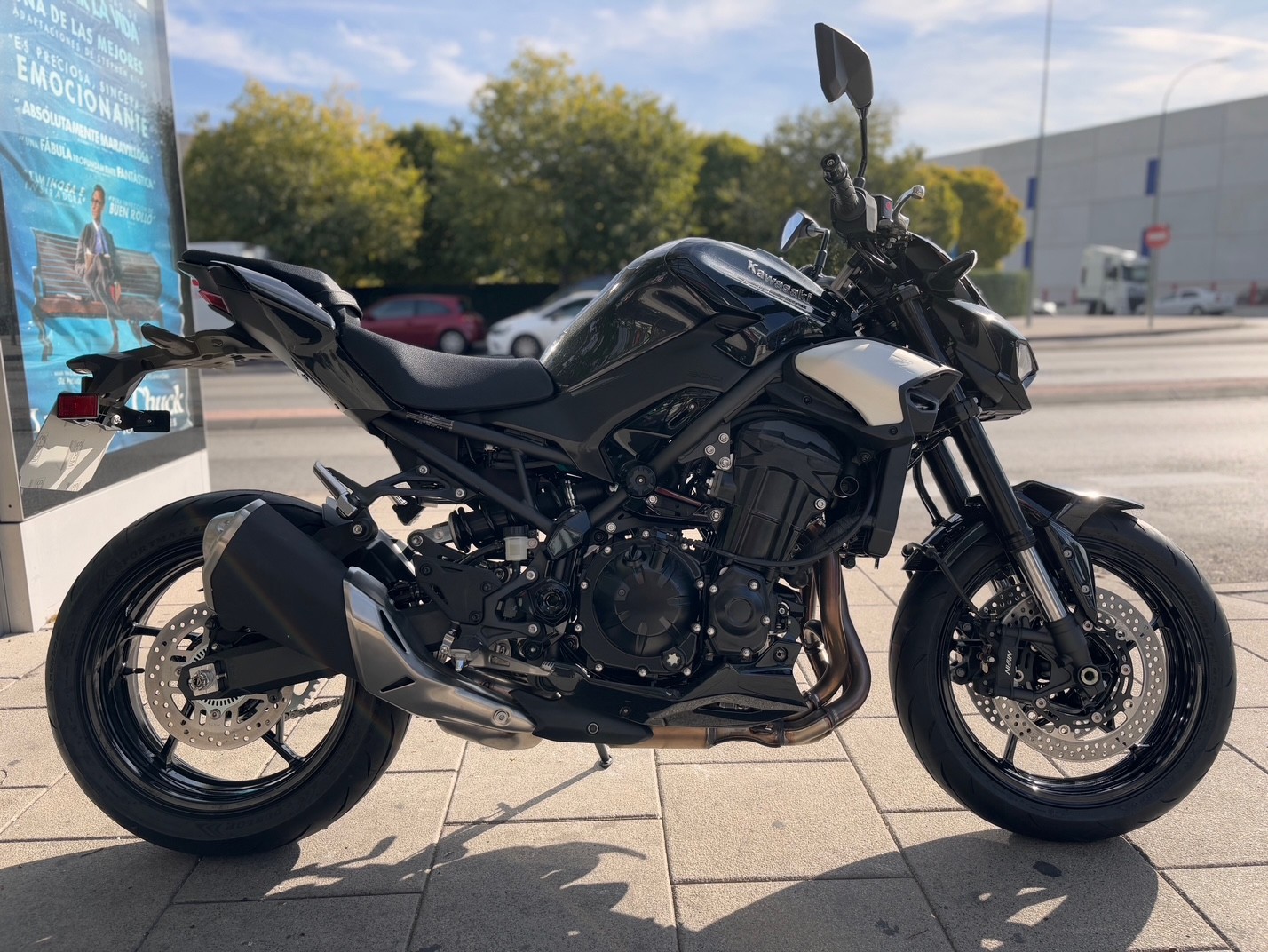 KAWASAKI Z 900 A2 AÑO 2025 CON 0 KM.