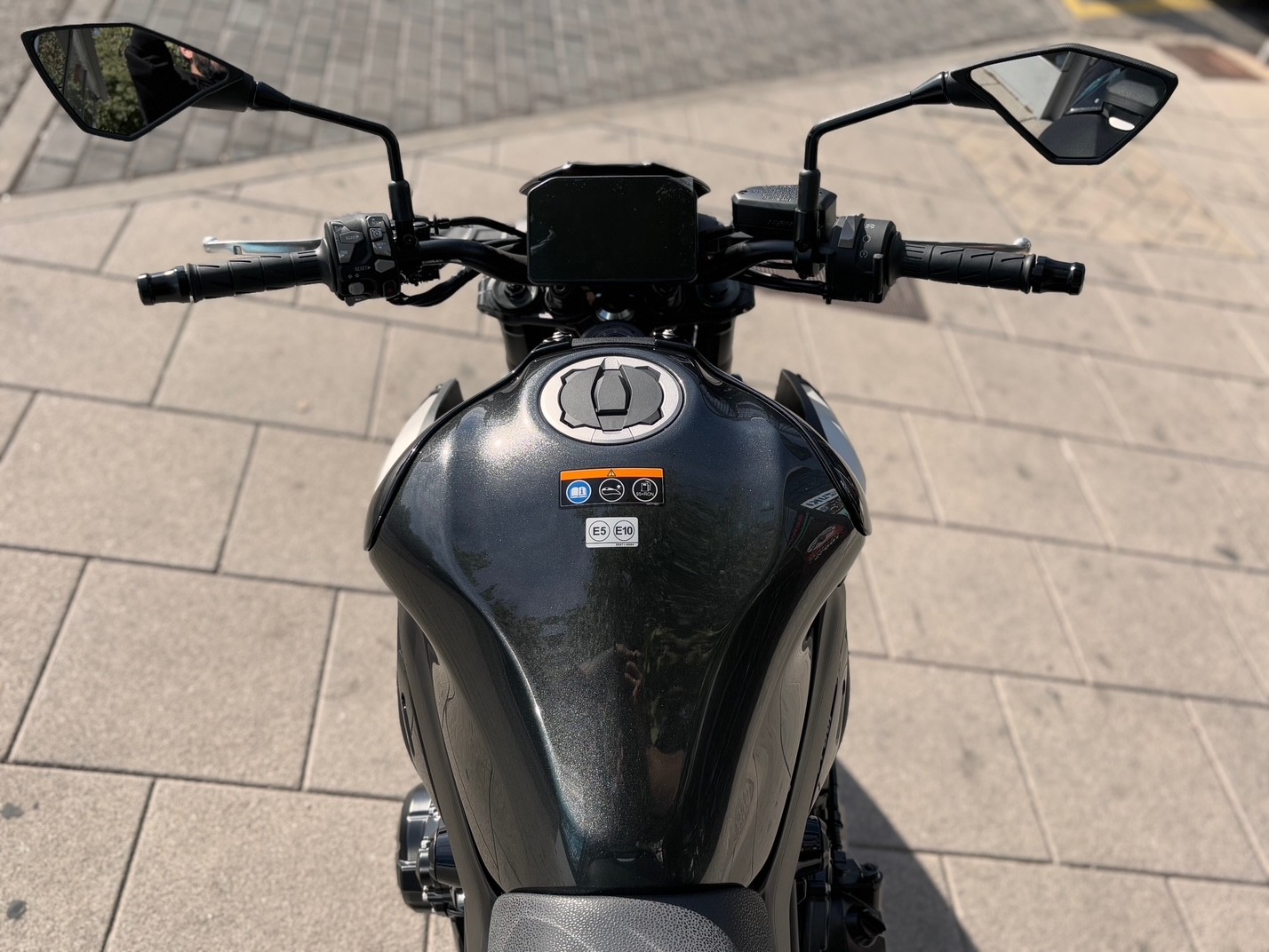 KAWASAKI Z 900 A2 AÑO 2025 CON 0 KM.