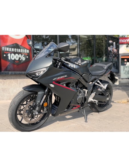 HONDA CBR 650 R E-CLUTH AÑO 2025 CON 125 KM.