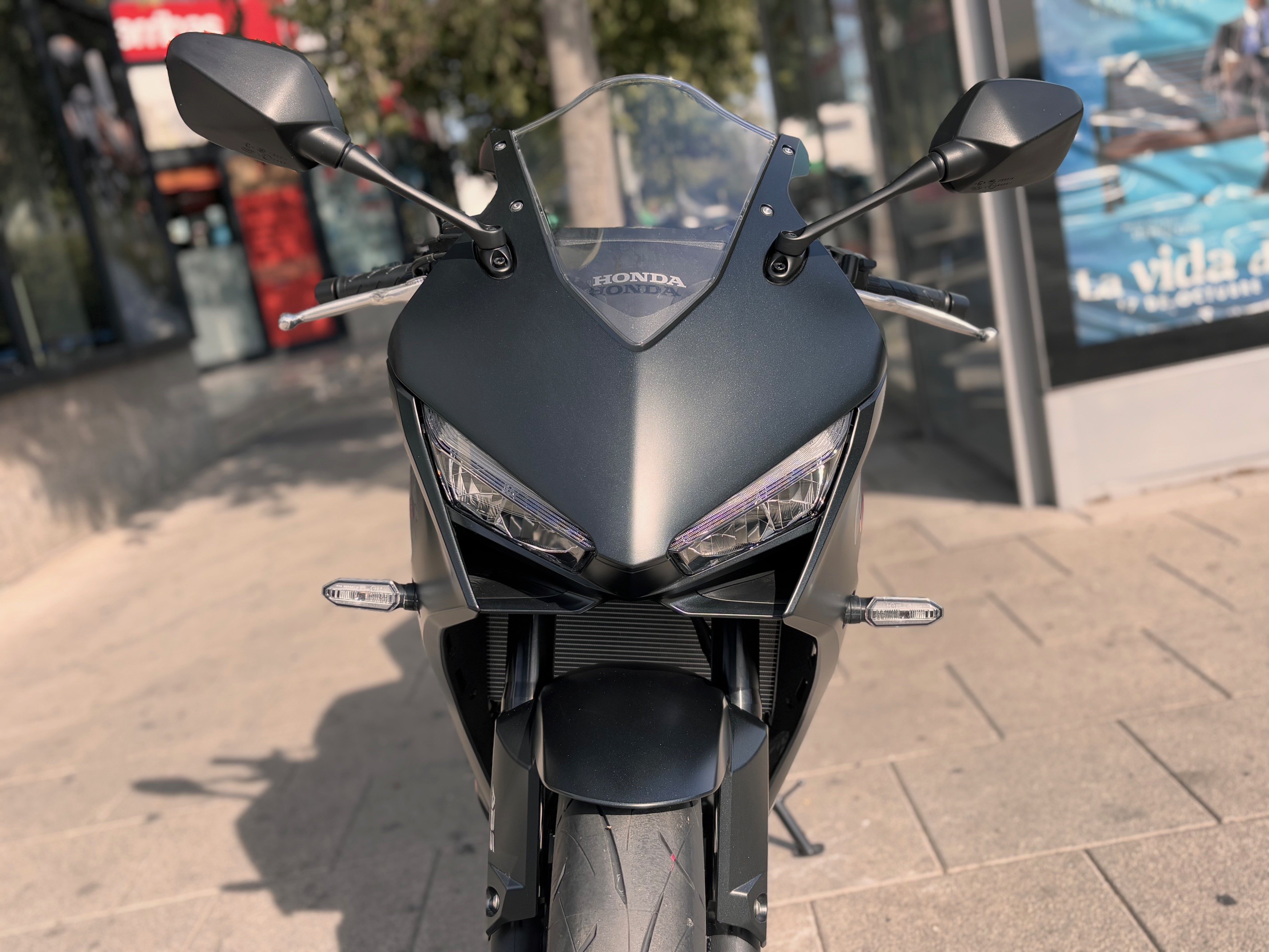 HONDA CBR 650 R E-CLUTH AÑO 2025 CON...