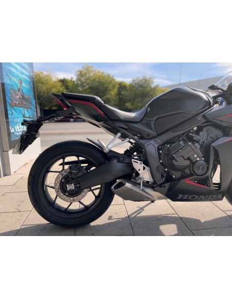 HONDA CBR 650 R E-CLUTH AÑO 2025 CON 125 KM.