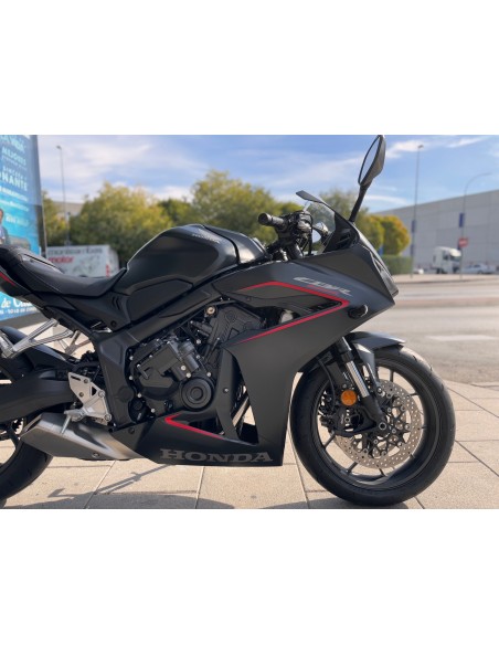 HONDA CBR 650 R E-CLUTH AÑO 2025 CON 125 KM.