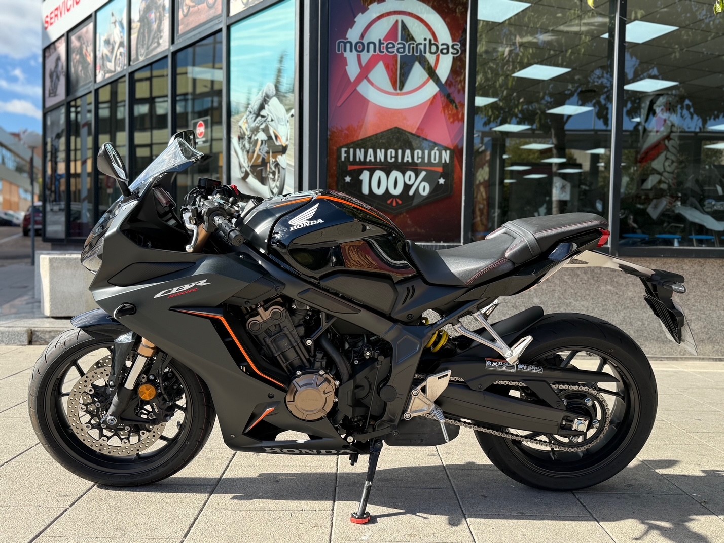 HONDA CBR 650 R AÑO 2022 CON 5.987 KM.