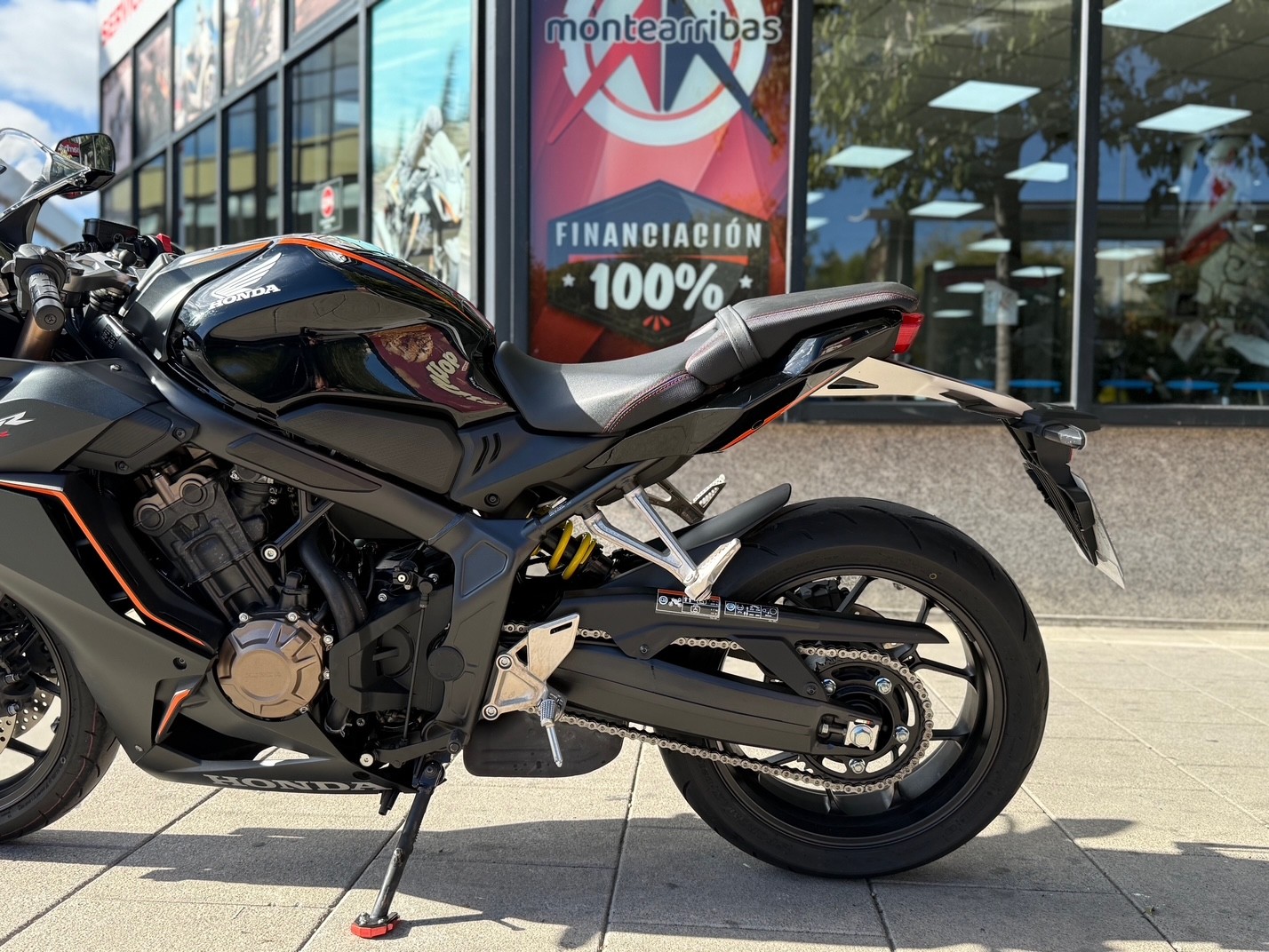 HONDA CBR 650 R AÑO 2022 CON 5.987 KM.