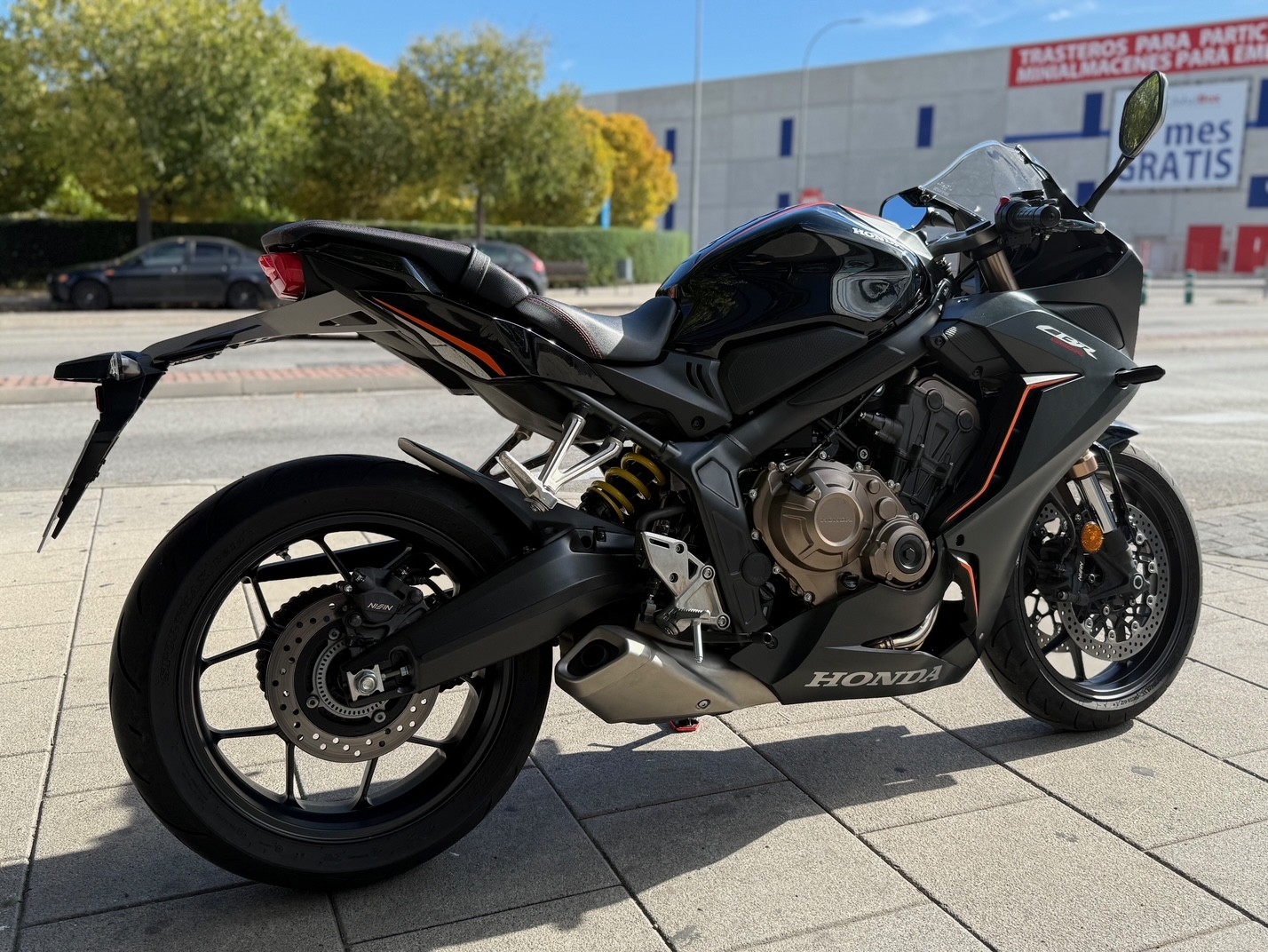 HONDA CBR 650 R AÑO 2022 CON 5.987 KM.