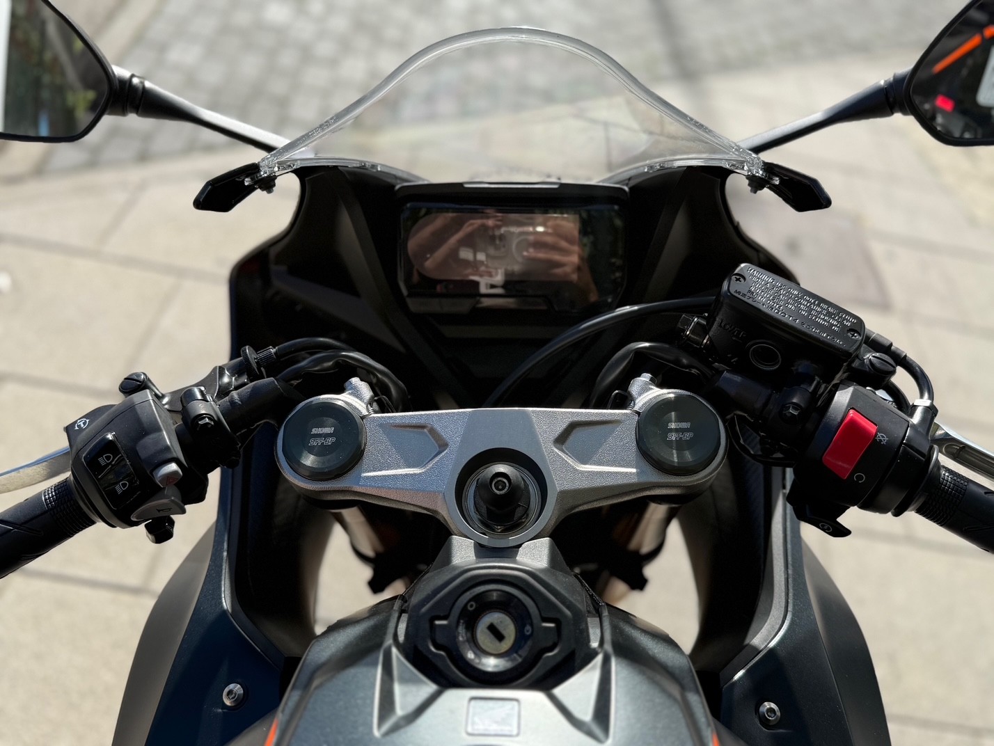 HONDA CBR 650 R AÑO 2022 CON 5.987 KM.