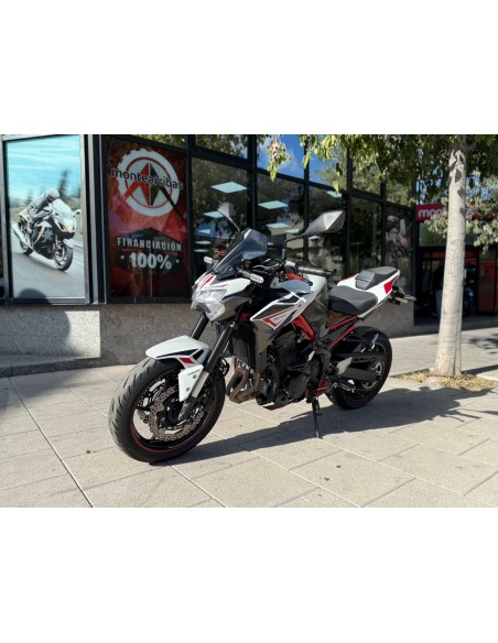 KAWASAKI Z 900 A2 AÑO 2021 CON 15.765 KM.