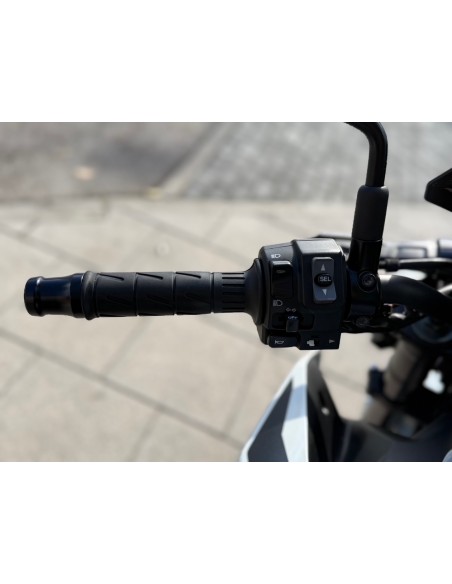 KAWASAKI Z 900 A2 AÑO 2021 CON 15.765 KM.