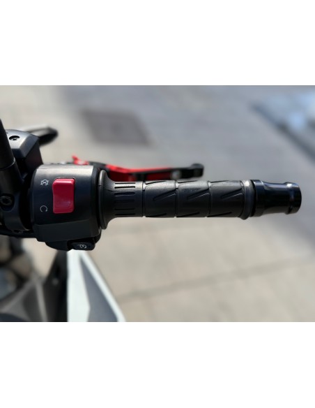 KAWASAKI Z 900 A2 AÑO 2021 CON 15.765 KM.