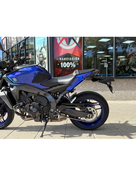 YAMAHA MT-09 Y-AMT AÑO 2025 CON 745 KM.