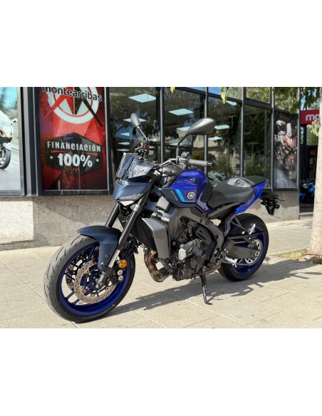YAMAHA MT-09 Y-AMT AÑO 2025 CON 745 KM.