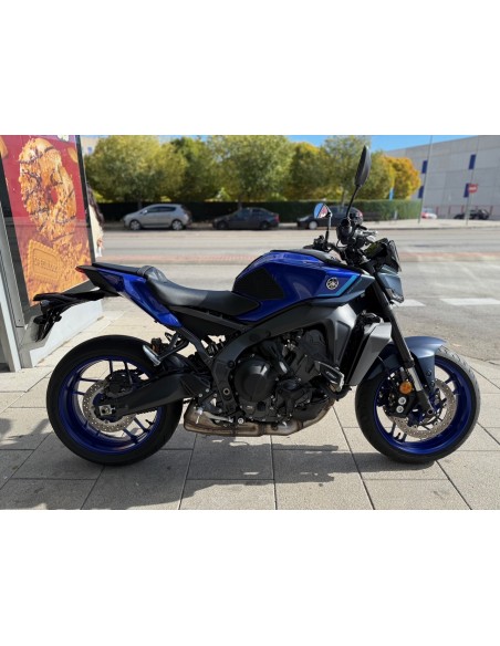 YAMAHA MT-09 Y-AMT AÑO 2025 CON 745 KM.