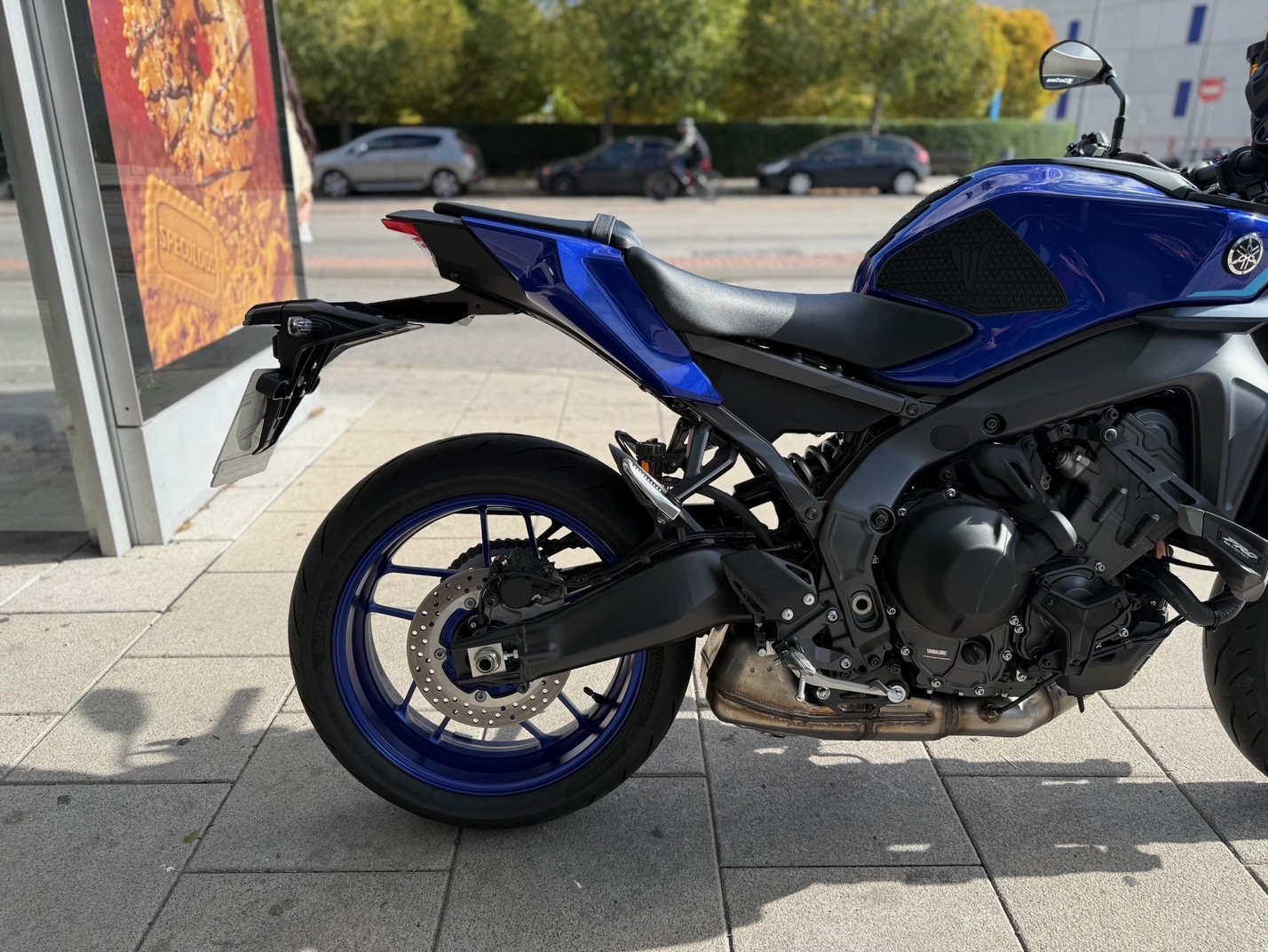 YAMAHA MT-09 Y-AMT AÑO 2025 CON 745 KM.