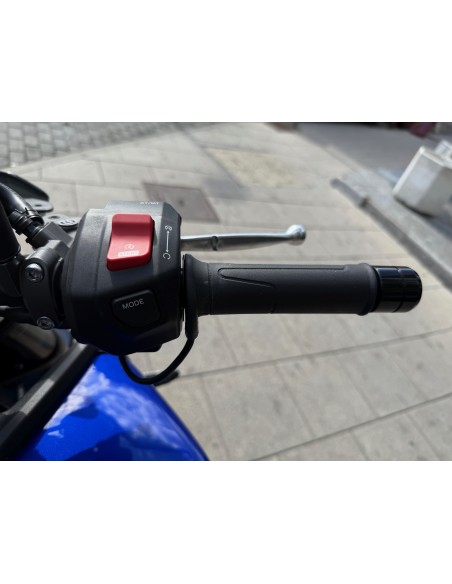 YAMAHA MT-09 Y-AMT AÑO 2025 CON 745 KM.