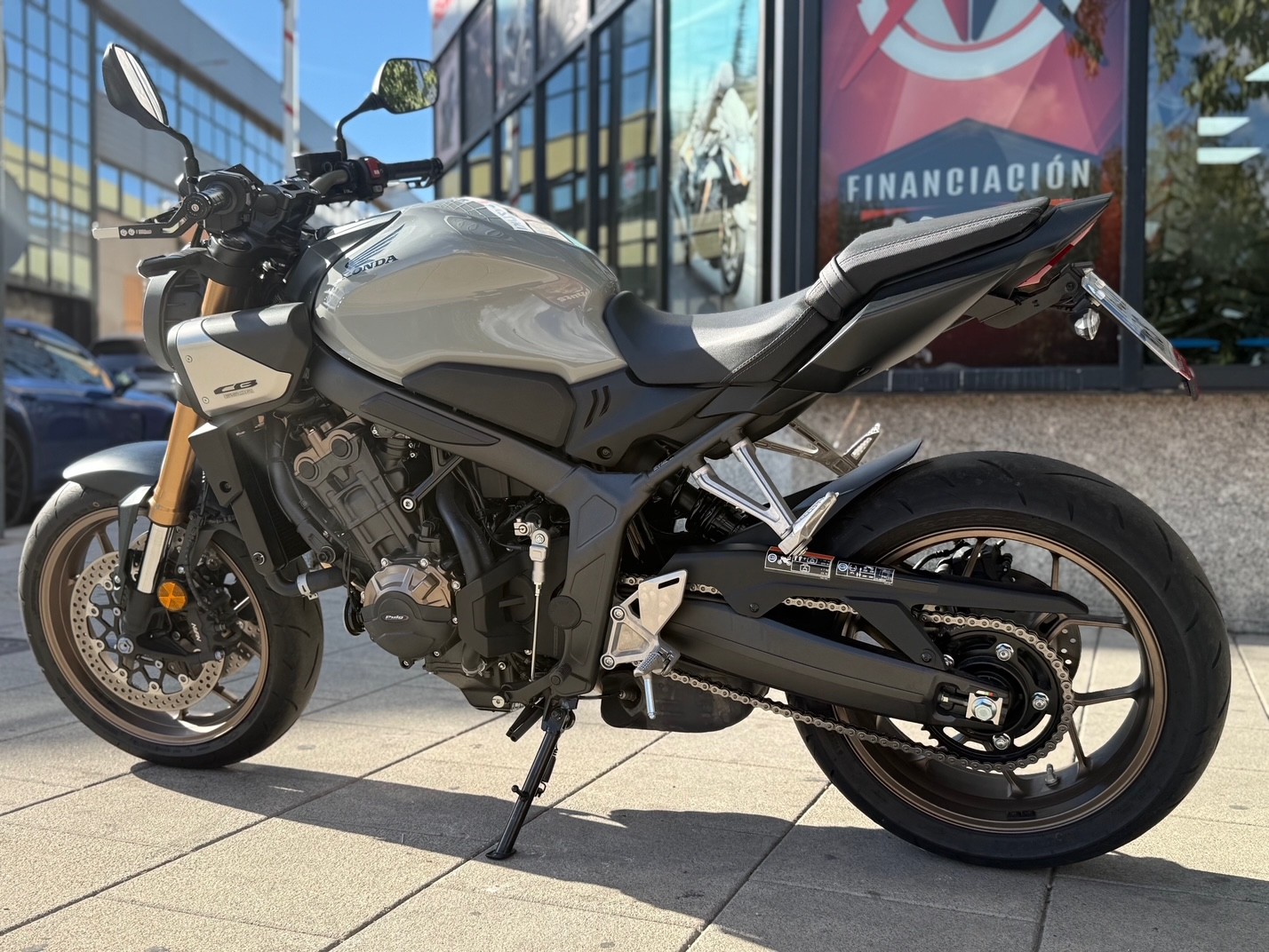 HONDA CB 650 R AÑO 2024 CON 4.369 KM.