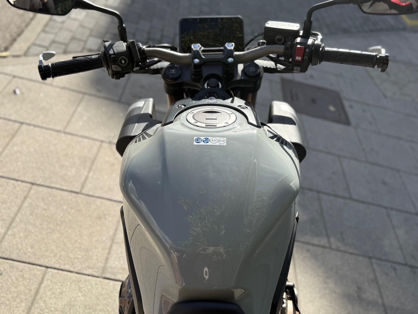 HONDA CB 650 R AÑO 2024 CON 4.369 KM.