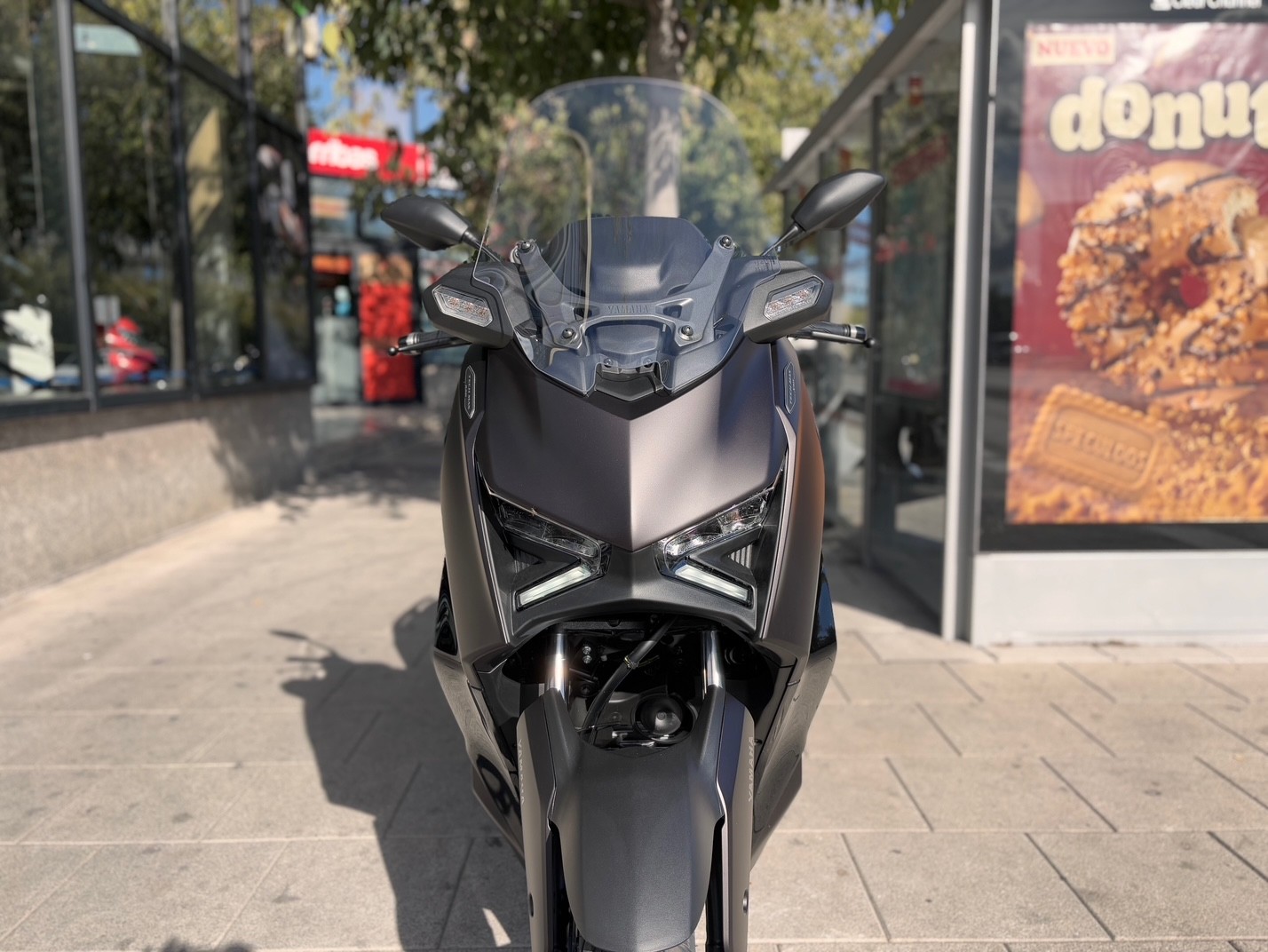 YAMAHA X-MAX 125 TECH MAX AÑO 2025...