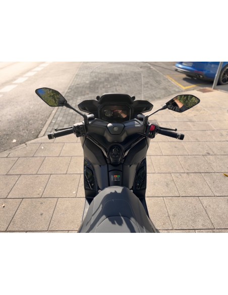 YAMAHA X-MAX 125 TECH MAX AÑO 2025 CON 30 KM.