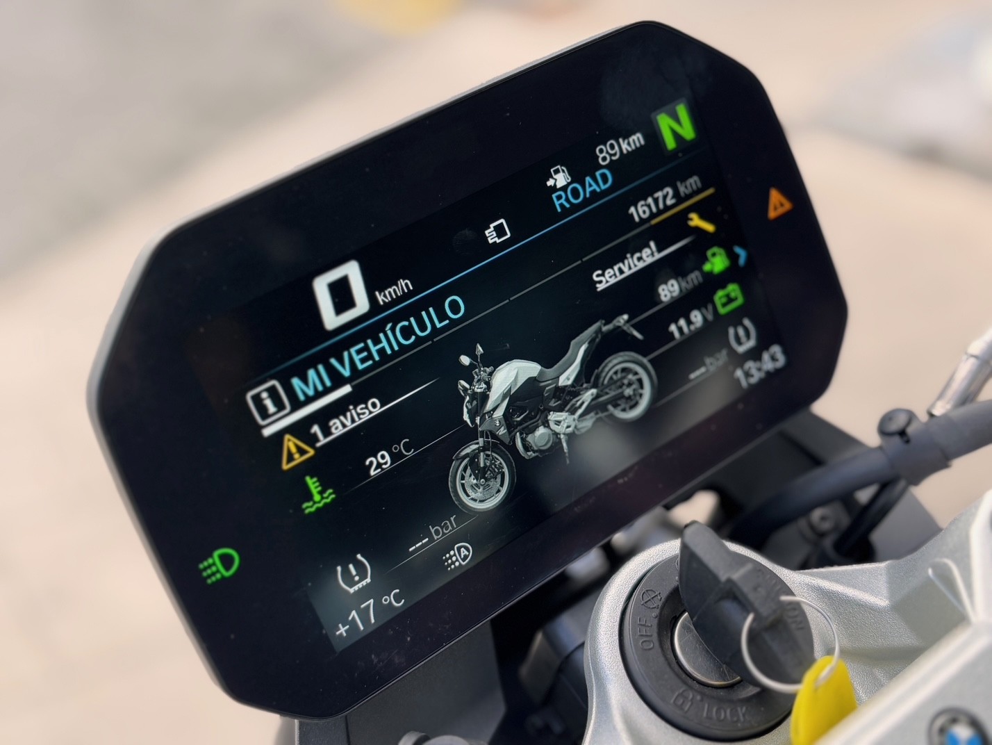 BMW F 900 R A2 AÑO 2020 CON 16.171 KM.