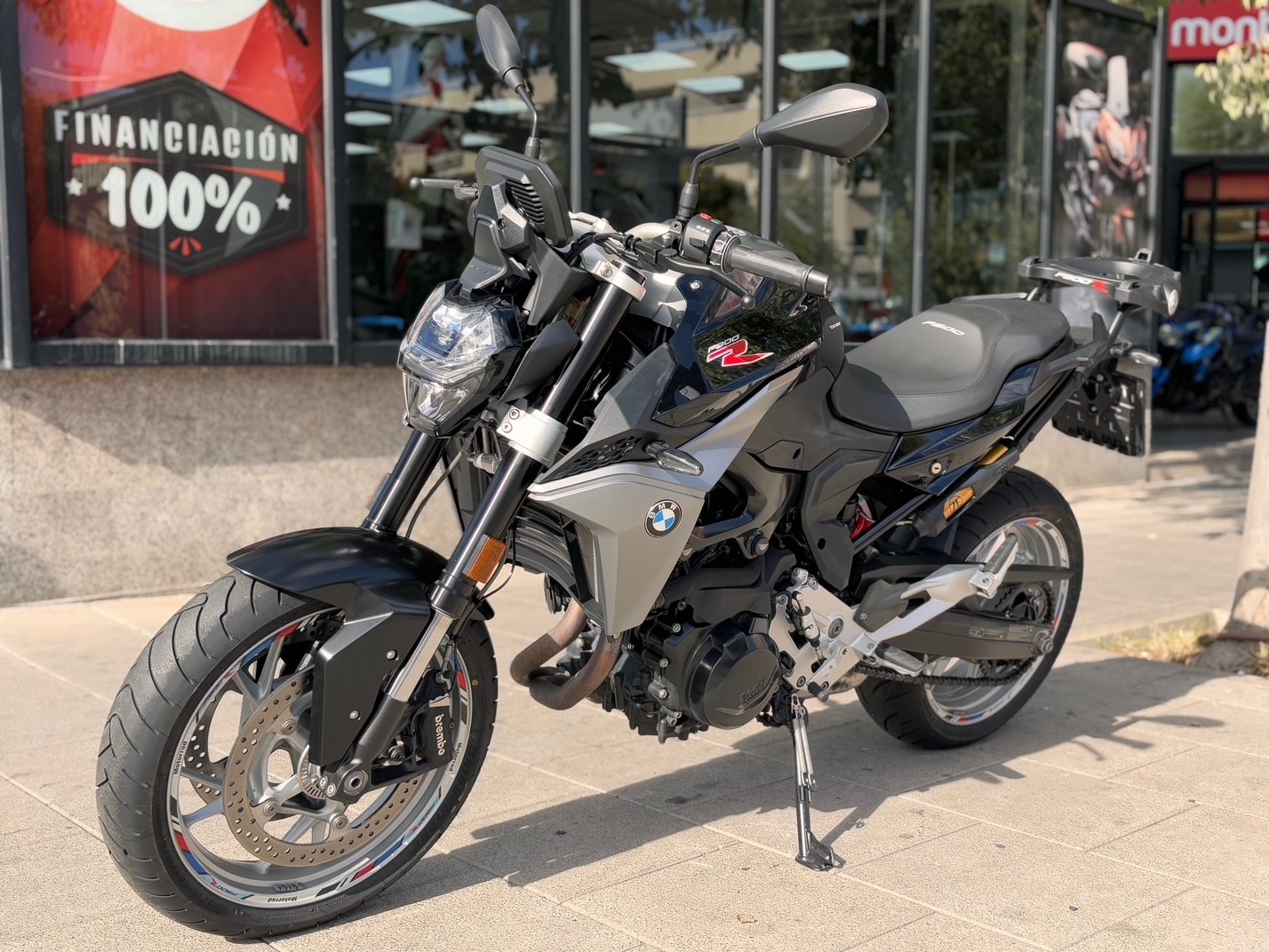 BMW F 900 R A2 AÑO 2020 CON 16.171 KM.