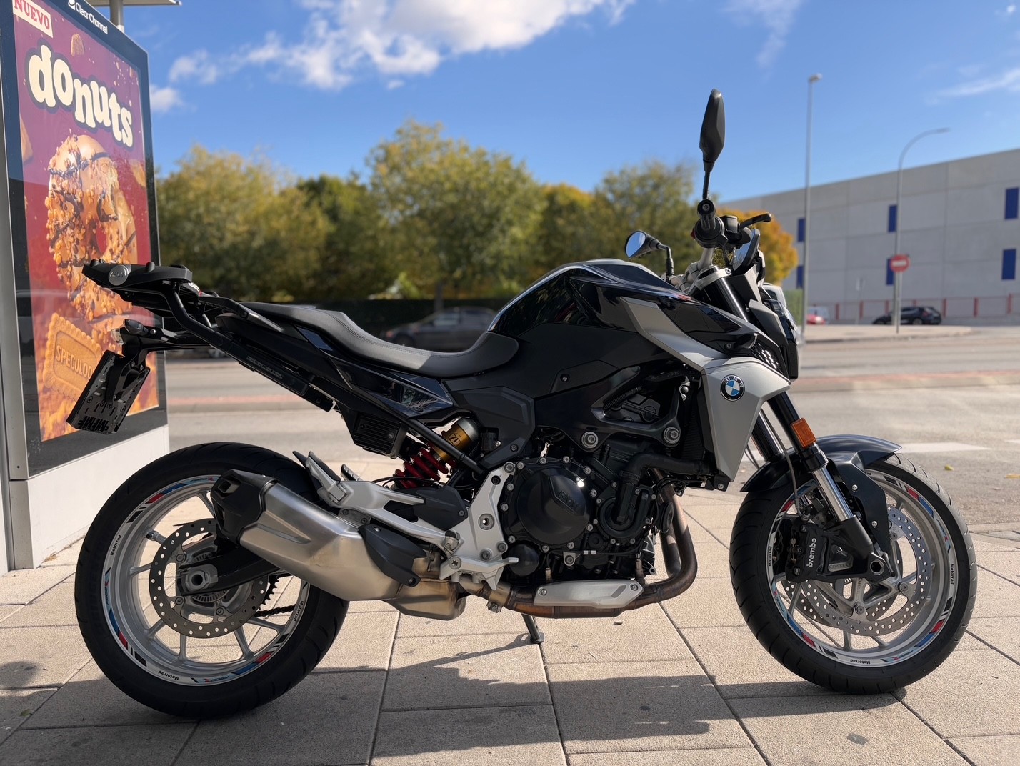 BMW F 900 R A2 AÑO 2020 CON 16.171 KM.