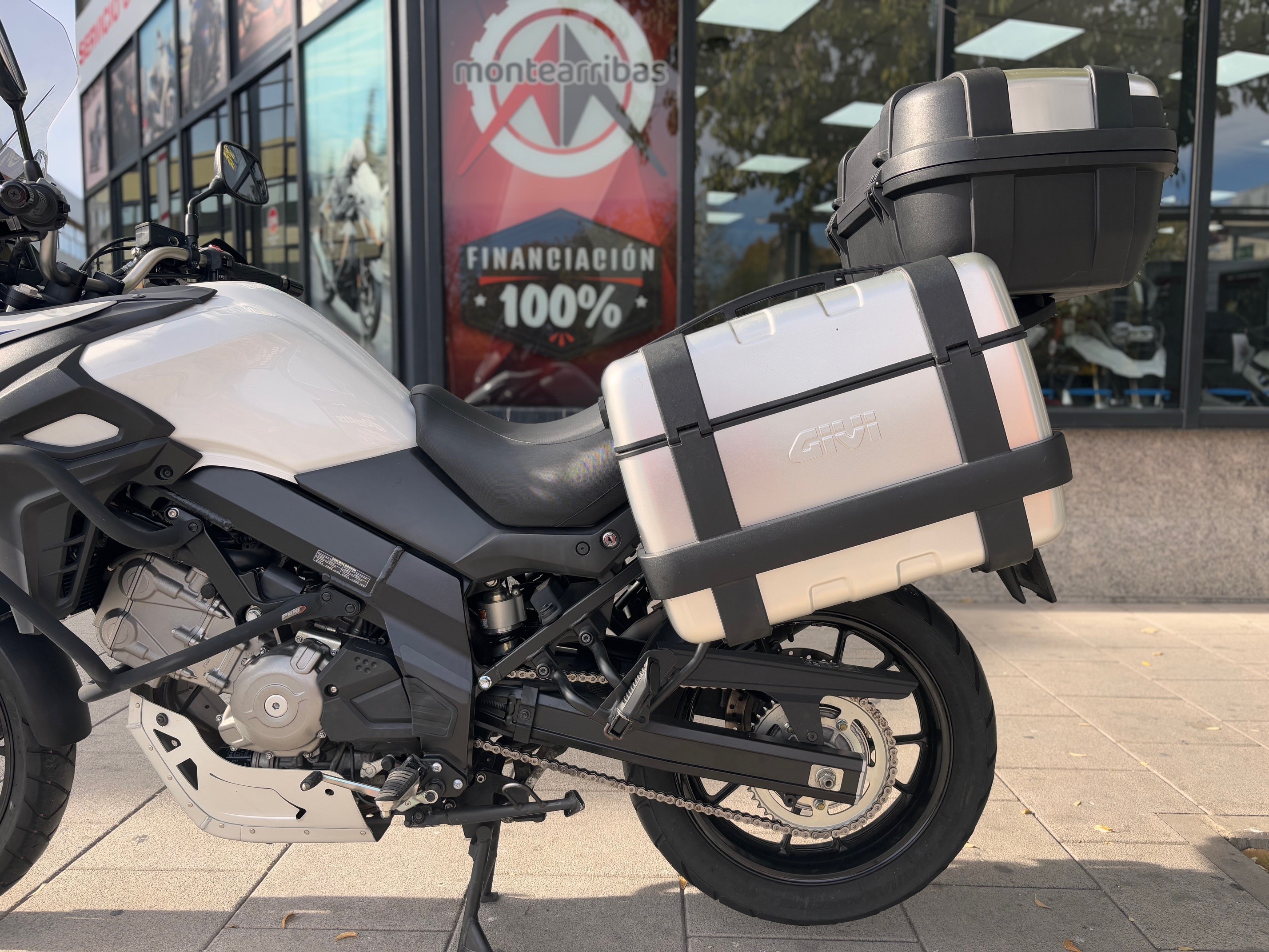 SUZUKI V-STROM 650 AÑO 2021 CON...