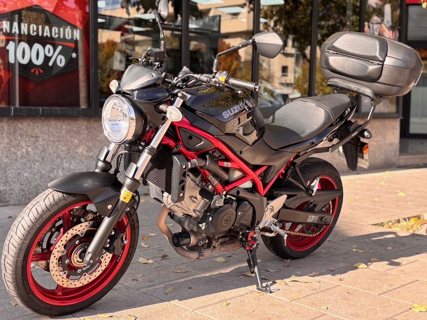 SUZUKI SV 650 AÑO 2018 CON 41.108 KM.