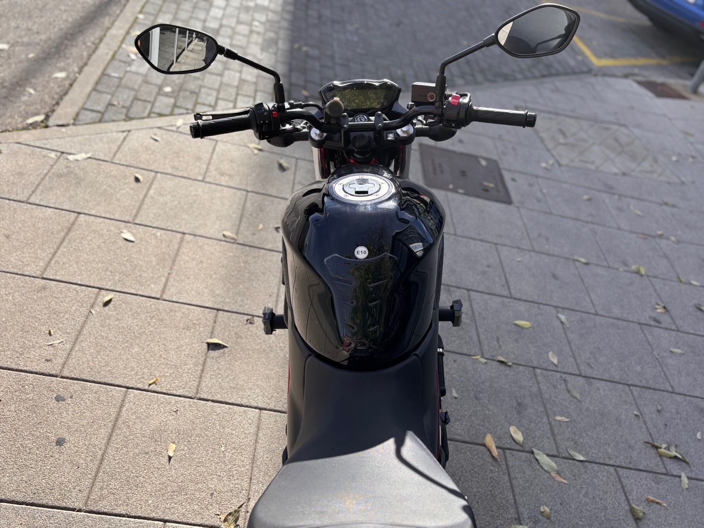 SUZUKI SV 650 AÑO 2018 CON 41.108 KM.