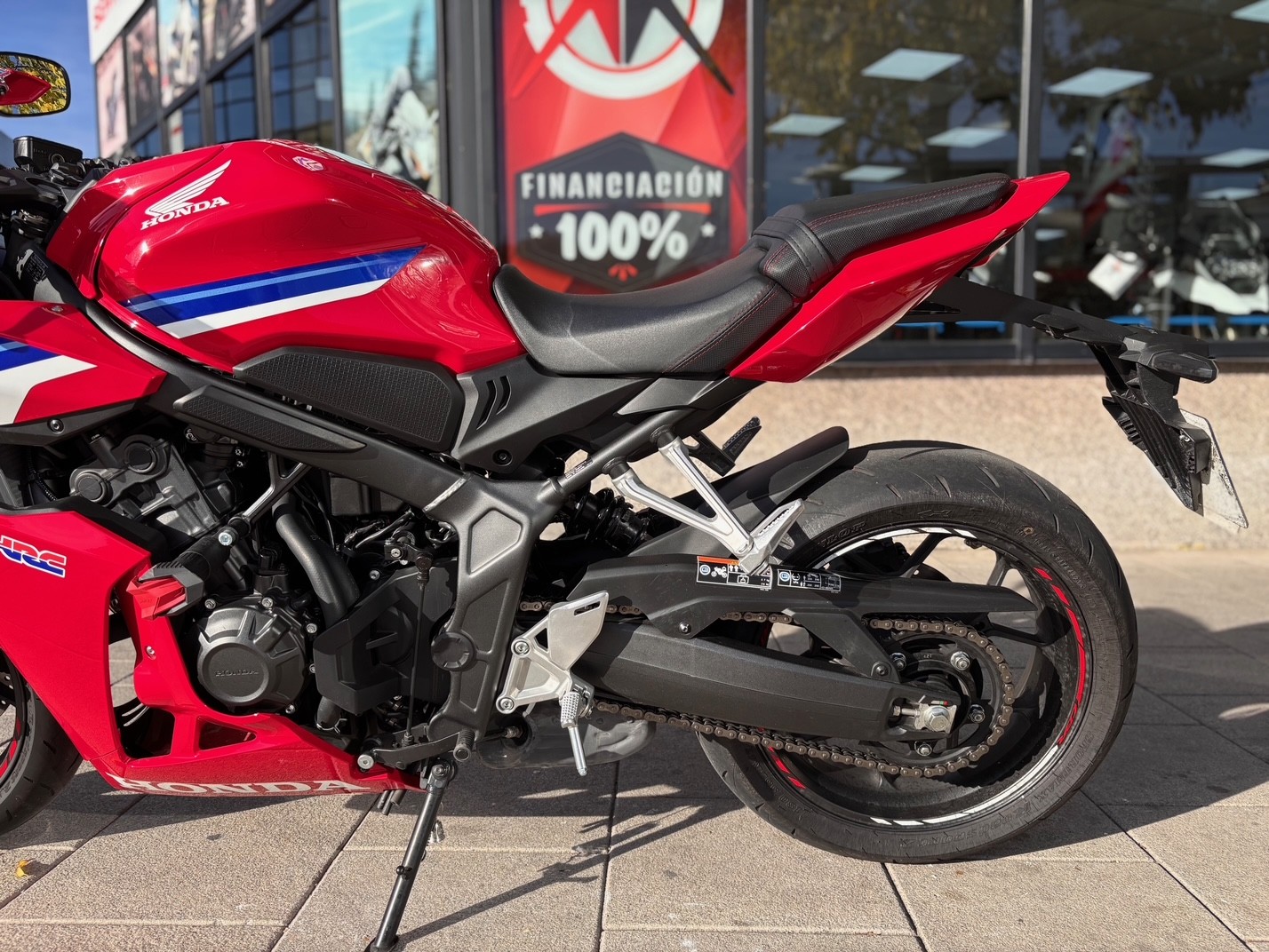 HONDA CBR 650 R AÑO 2024 CON 8.383 KM.