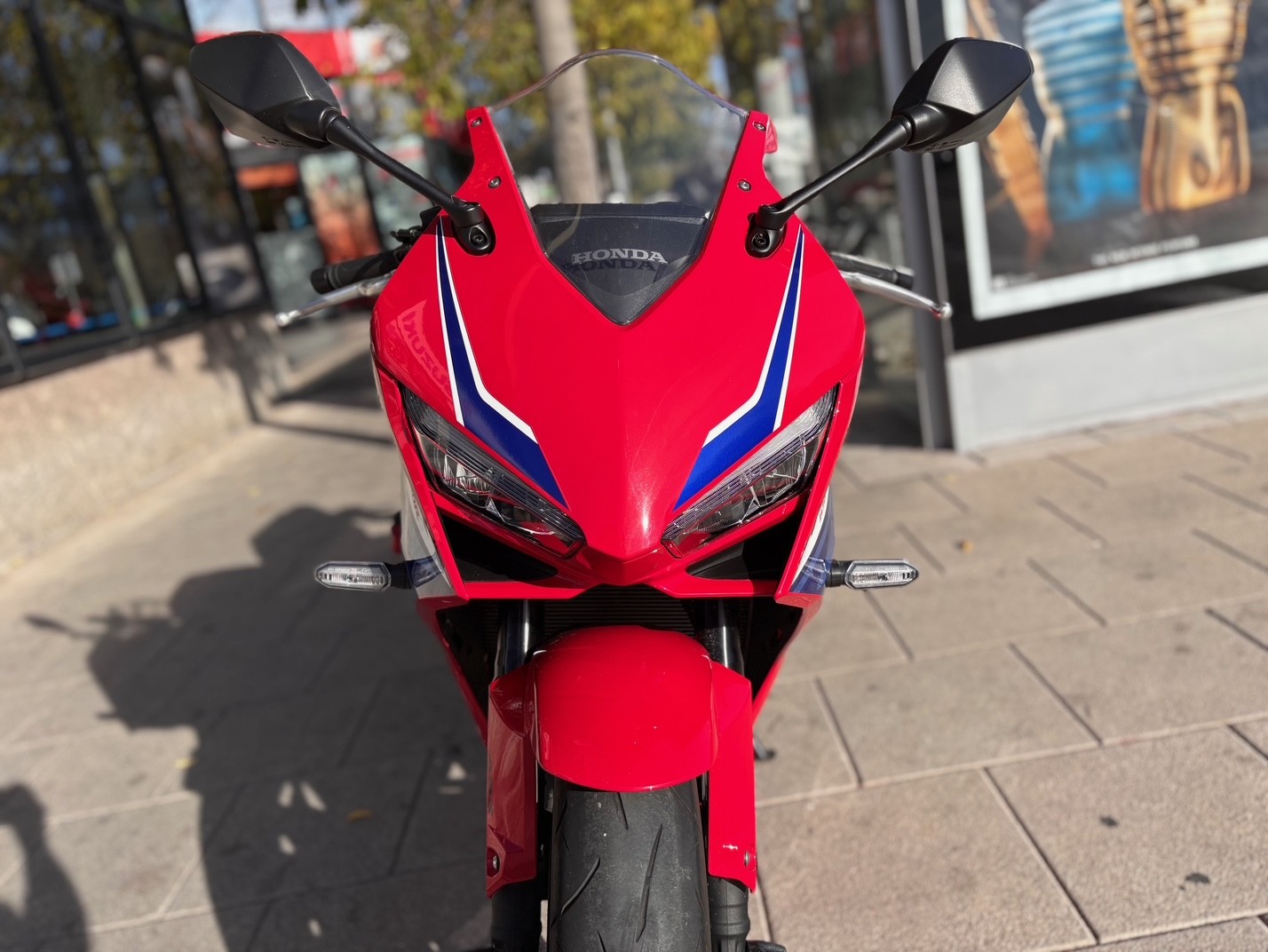 HONDA CBR 650 R AÑO 2024 CON 8.383 KM.