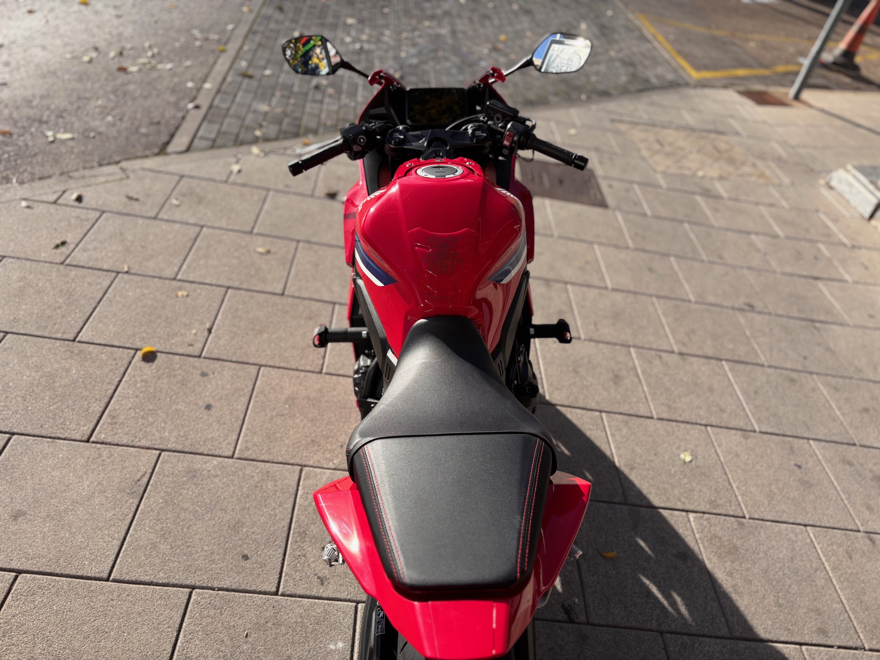 HONDA CBR 650 R AÑO 2024 CON 8.383 KM.