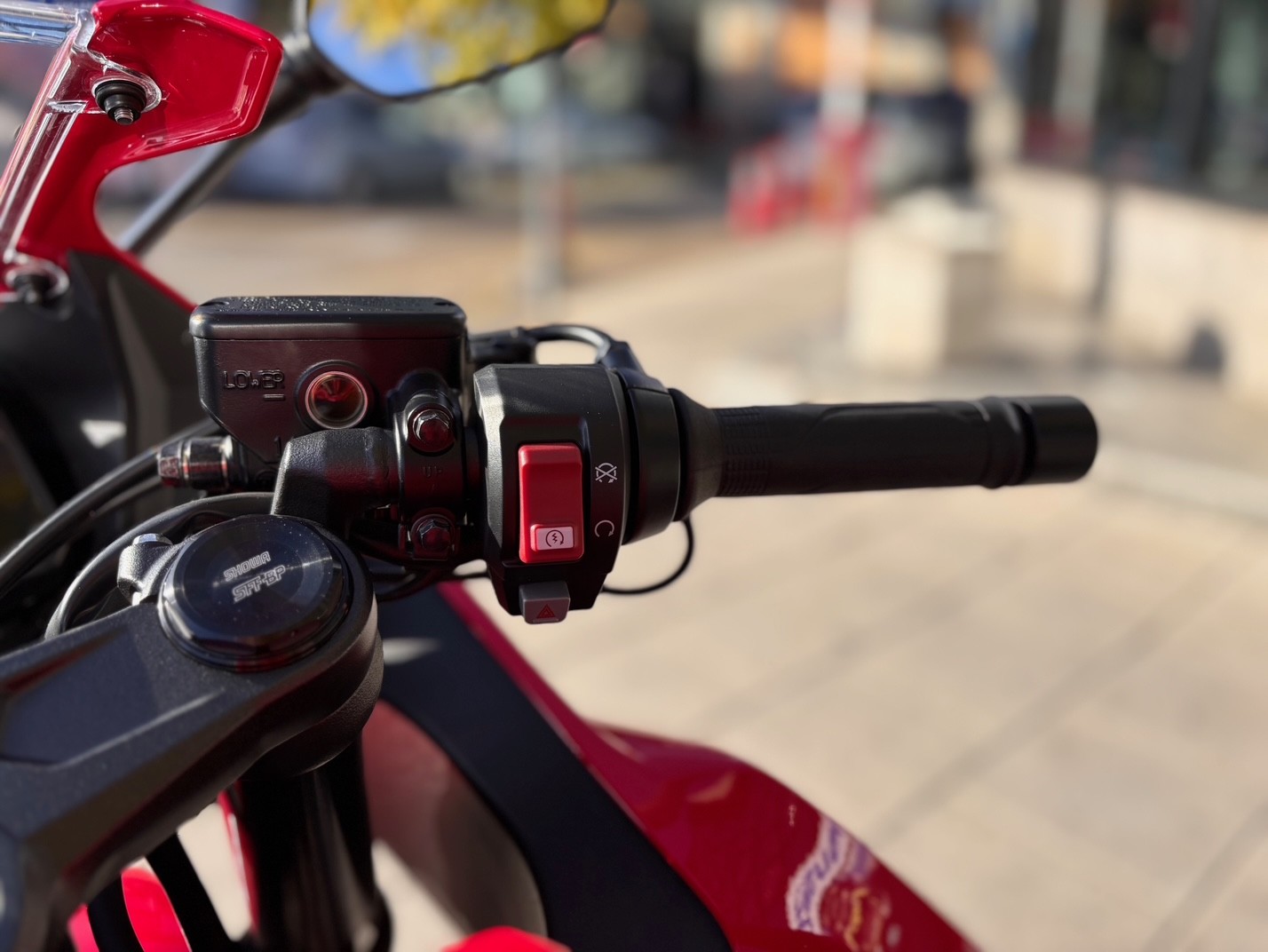 HONDA CBR 650 R AÑO 2024 CON 8.383 KM.