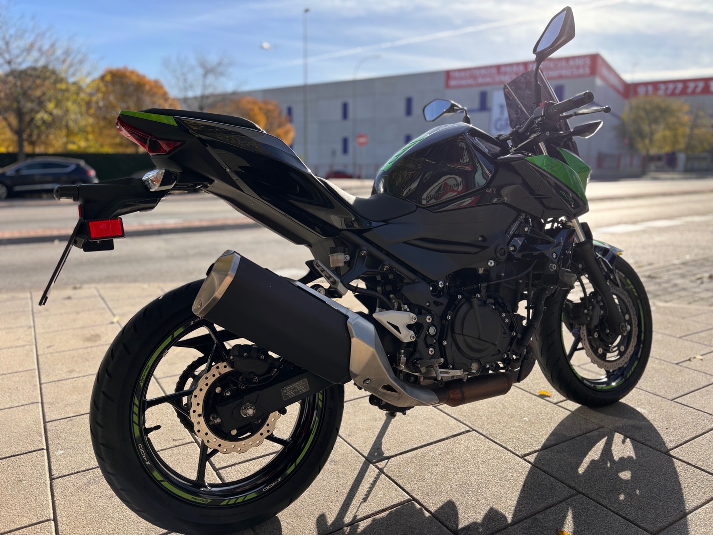 KAWASAKI Z 400 AÑO 2022 CON 17.584 KM.