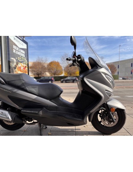 SUZUKI BURGMAN 125 AÑO 2017 CON 45.198 KM.