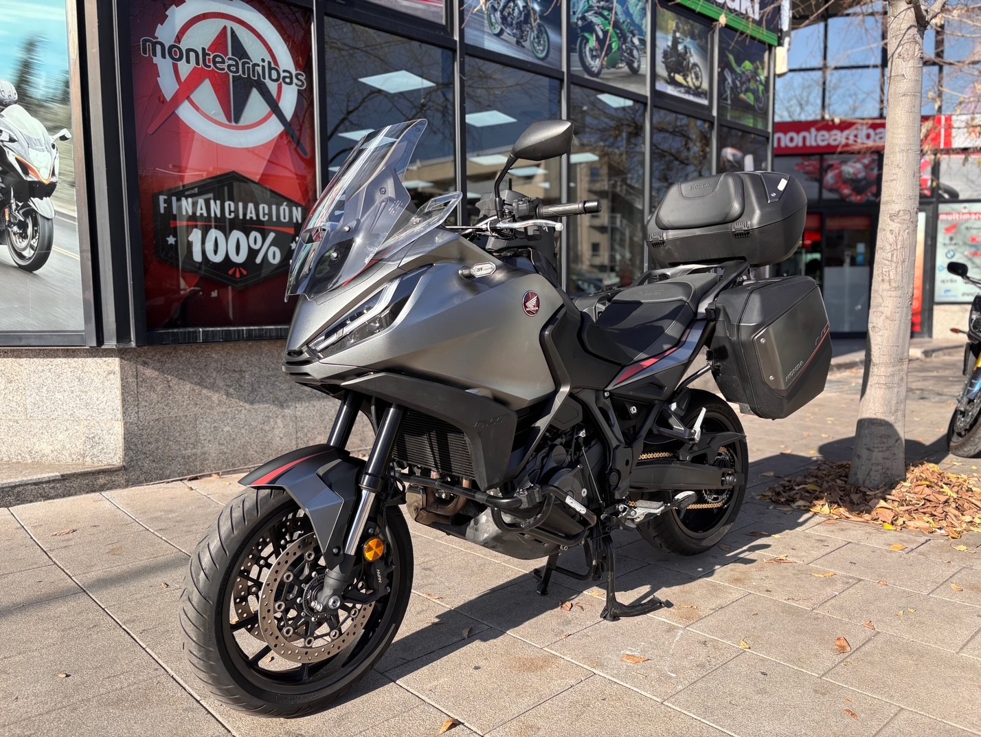 HONDA NT 1100 AÑO 2022 CON 27.650 KM.