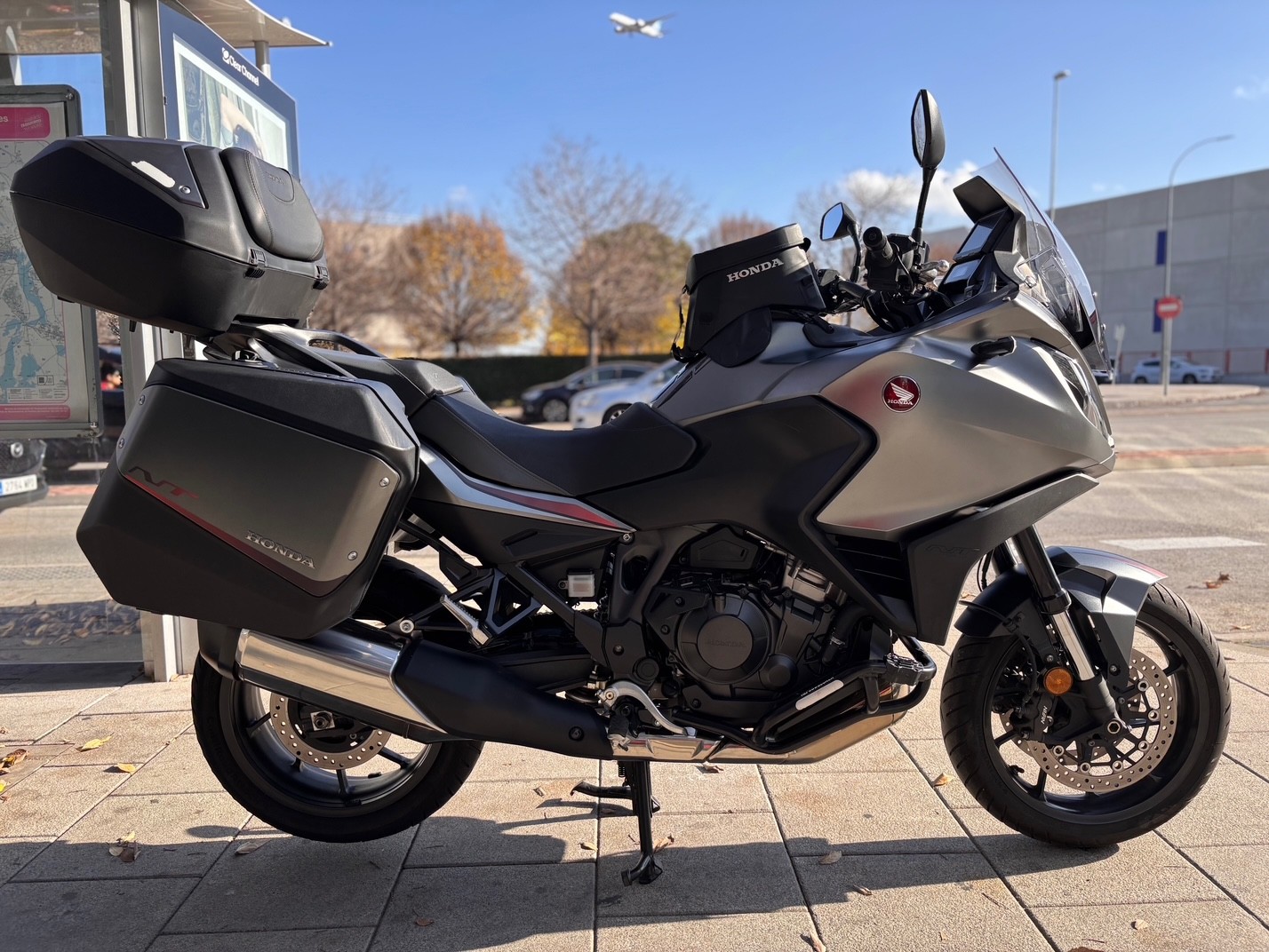 HONDA NT 1100 AÑO 2022 CON 27.650 KM.