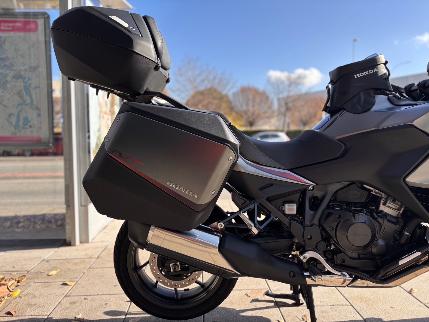 HONDA NT 1100 AÑO 2022 CON 27.650 KM.