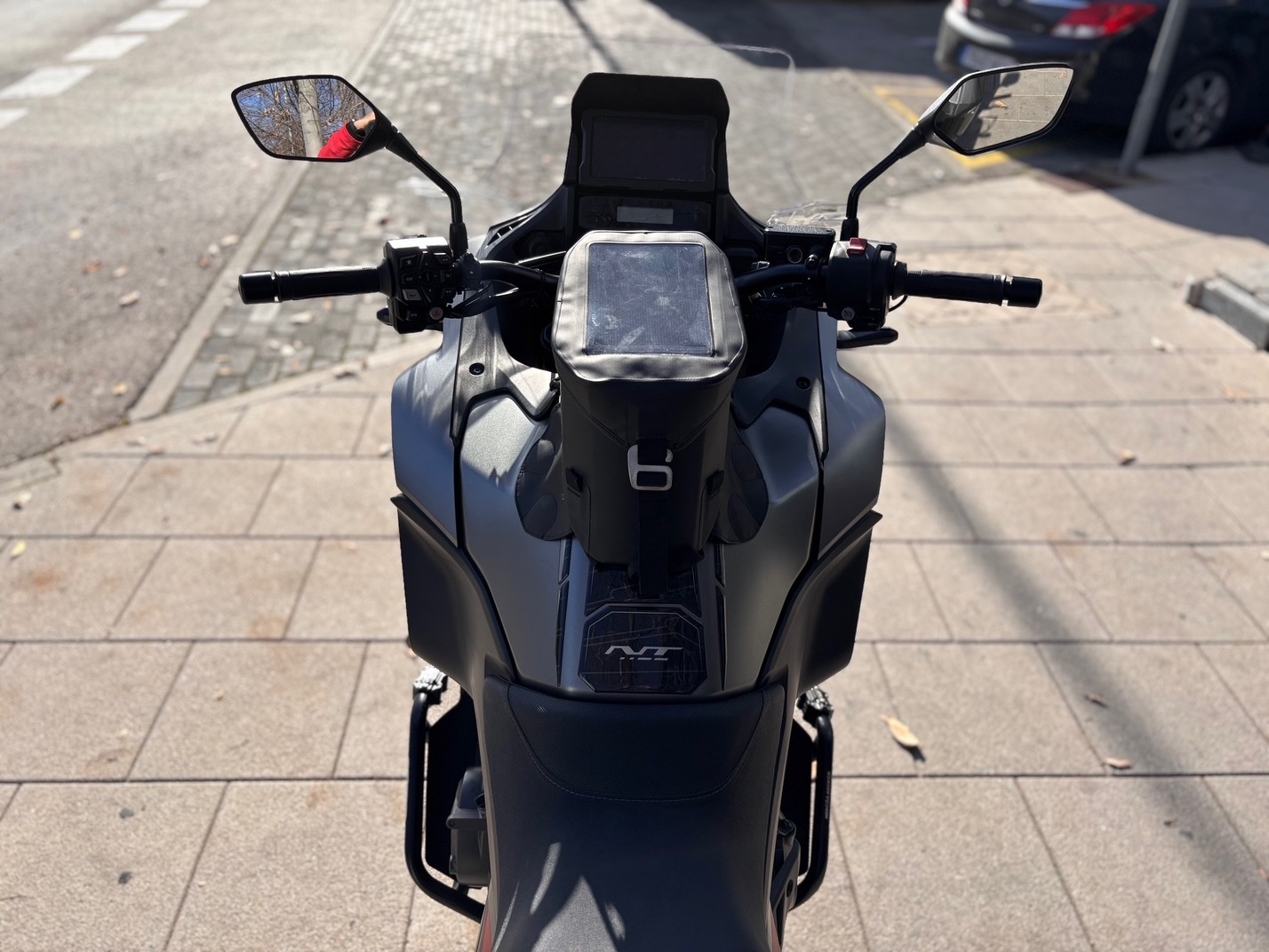 HONDA NT 1100 AÑO 2022 CON 27.650 KM.