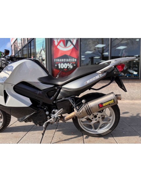 BMW F 800 ST AÑO 2011 CON 54.470 KM.