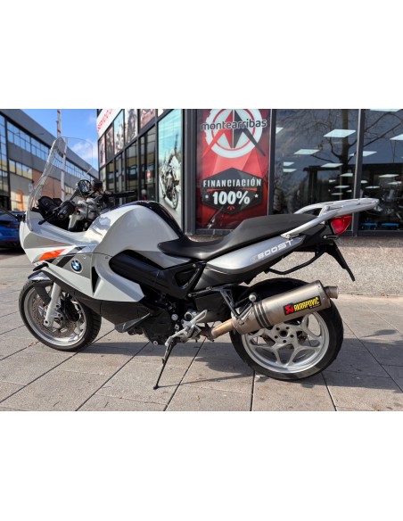 BMW F 800 ST AÑO 2011 CON 54.470 KM.